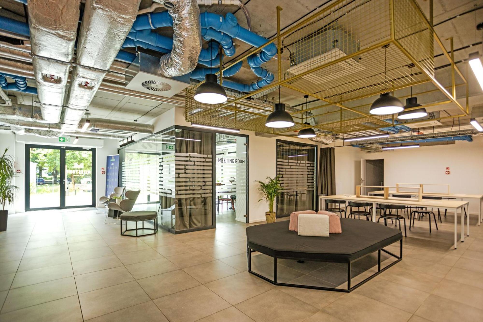 Milestone Wroclaw Olbin Aparthotel — Photos 1